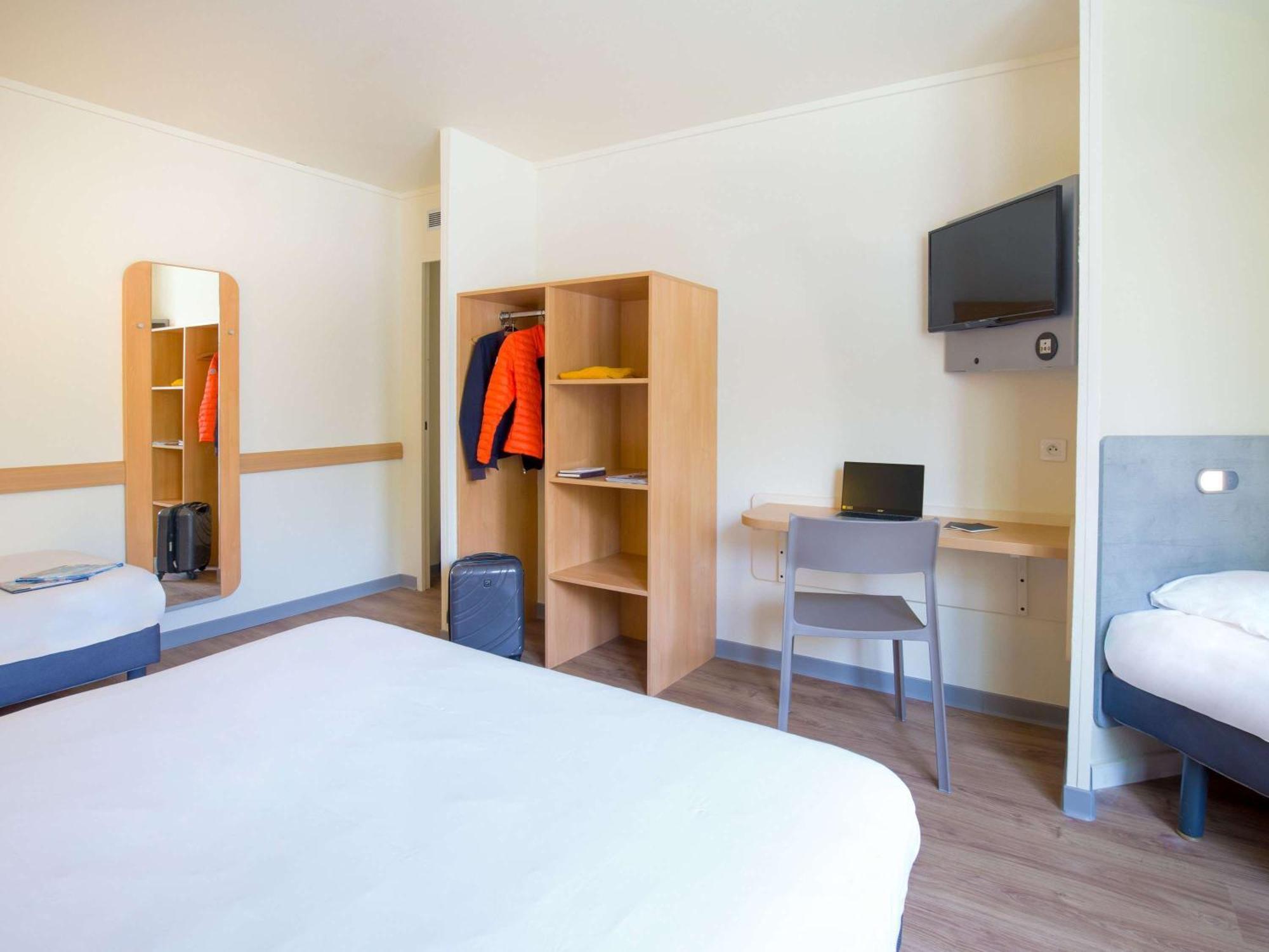 Ibis Budget Aubagne Paluds Agora Zewnętrze zdjęcie