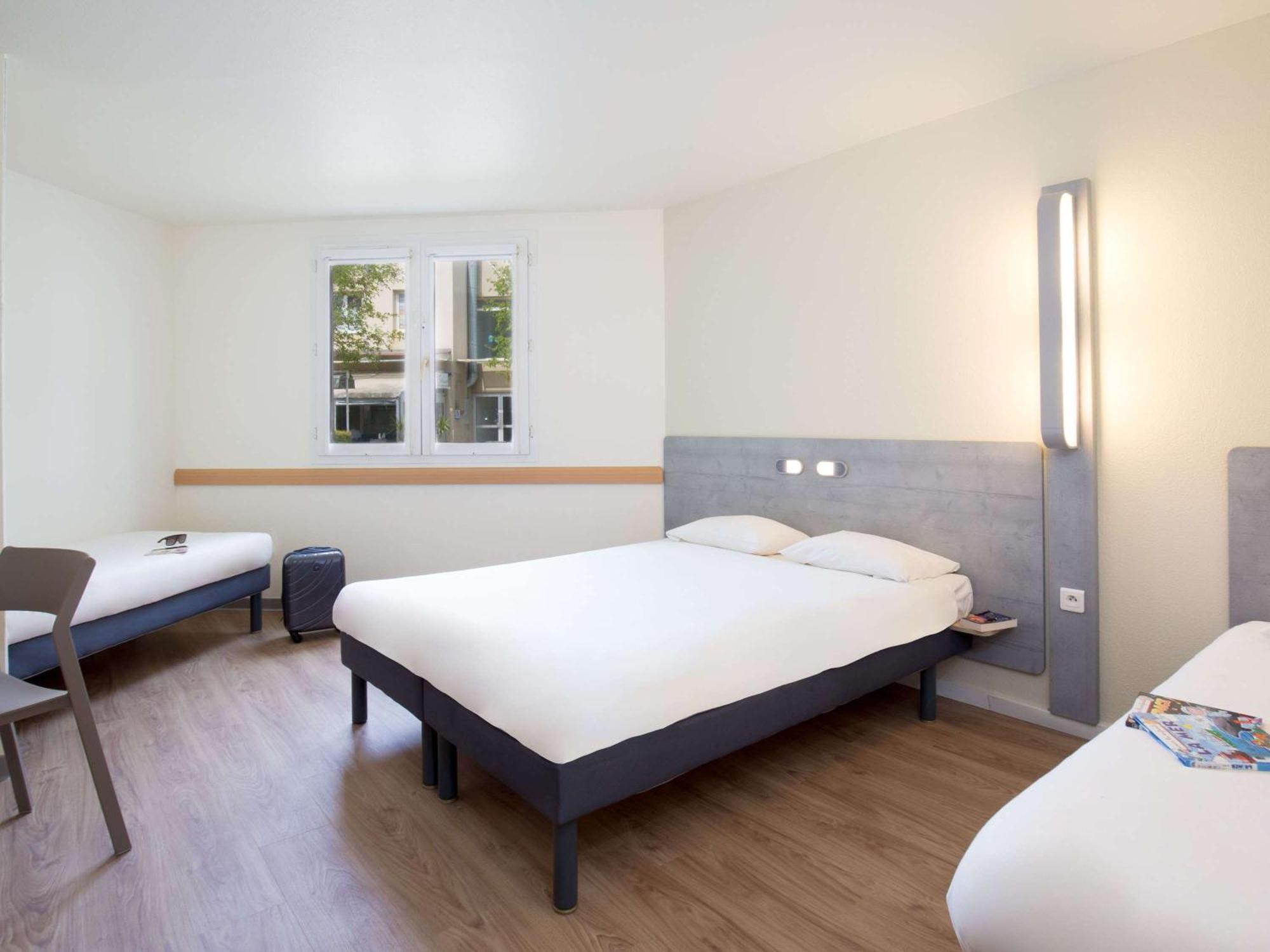 Ibis Budget Aubagne Paluds Agora Zewnętrze zdjęcie